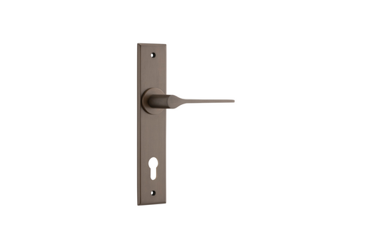 Como Lever Chamfered Signature Brass