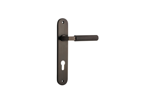 Brunswick Lever Oval Signature Brass