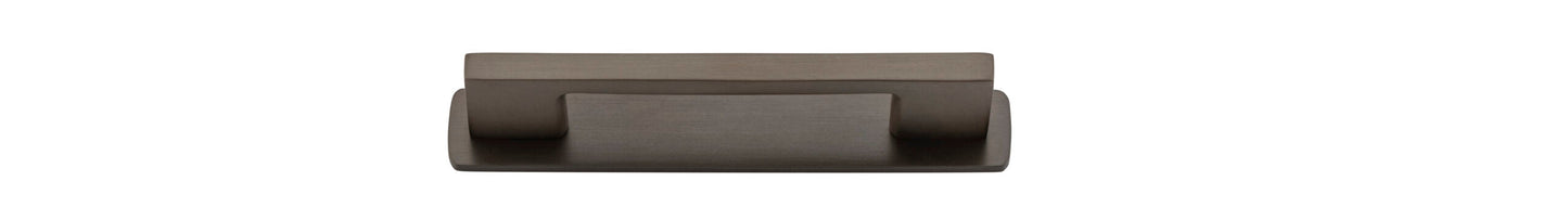 Cali Cabinet Pull with Backplate Signature Brass CTC 96mm