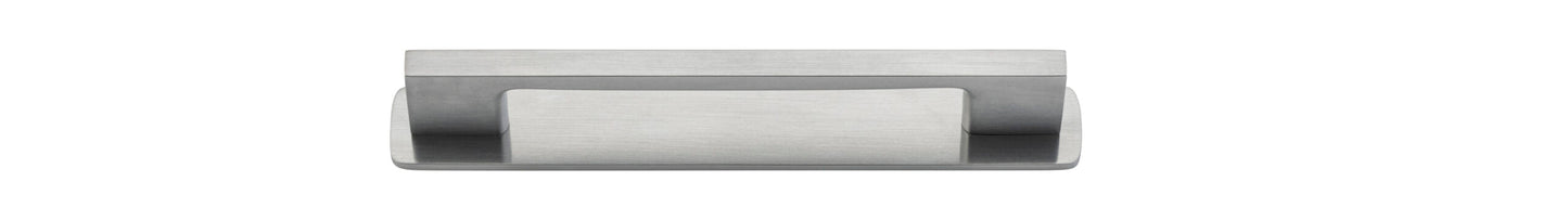 Cali Cabinet Pull with Backplate Brushed Chrome CTC 128mm