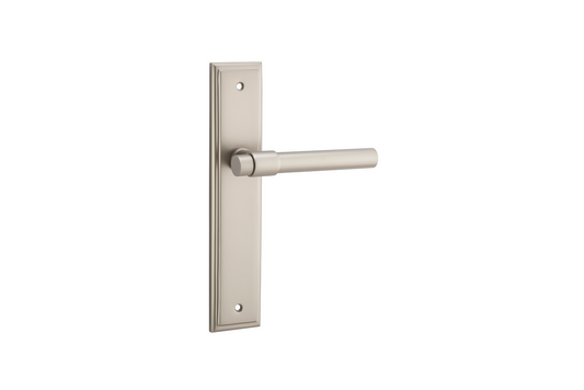 Helsinki Lever Stepped Satin Nickel