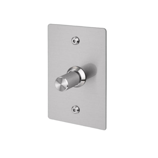 1G Dimmer / Vertical / 250W Retractive / Linear / Steel